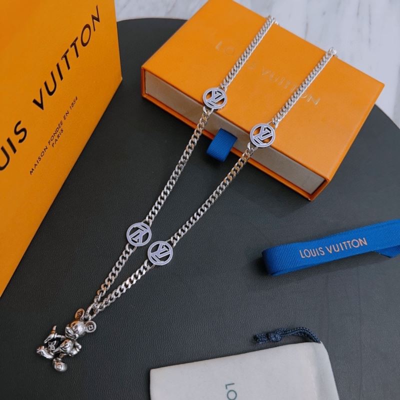 Louis Vuitton Necklaces - Click Image to Close